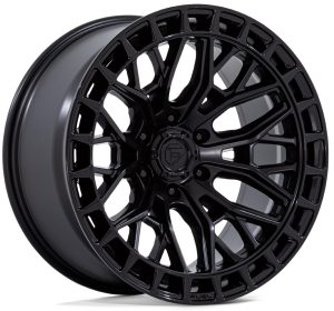 FC869 – MATTE BLACK GLOSS BLACK LIP